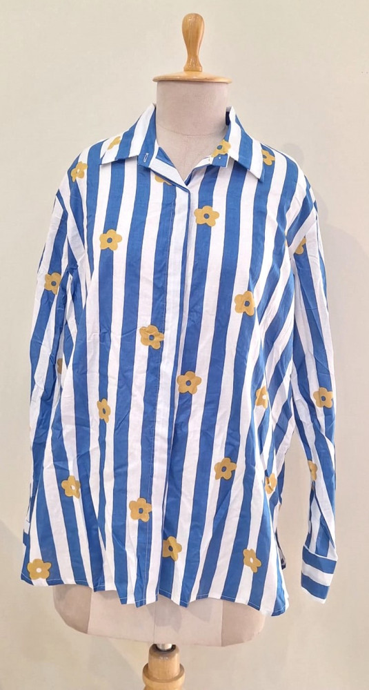 Image of BLUE AND WHITE STRIPED WESTERN STYLE COTTON SHIRT