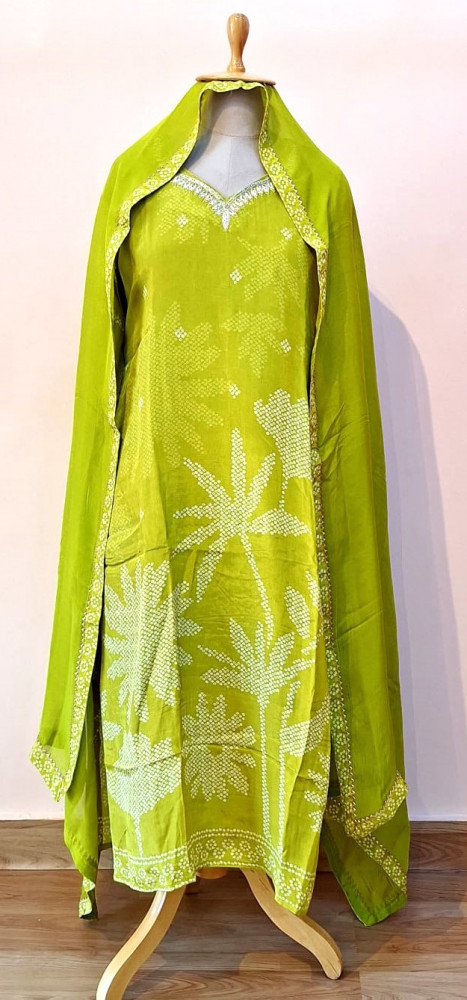 Image of LIRIL GREEN BHANDHEJ SUIT PANT AND DUPATTA SET