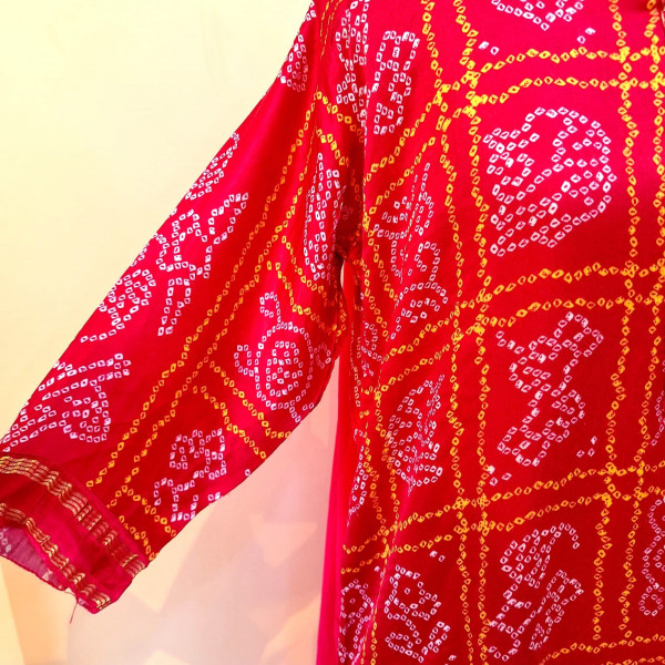 RED BHANDHEJ SUIT PANT AND DUPATTA SET