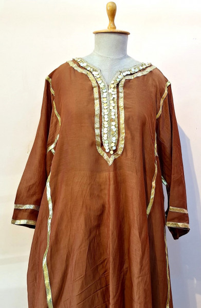 BROWN MUL CHANDERI HANDWORK KAFTAN SET
