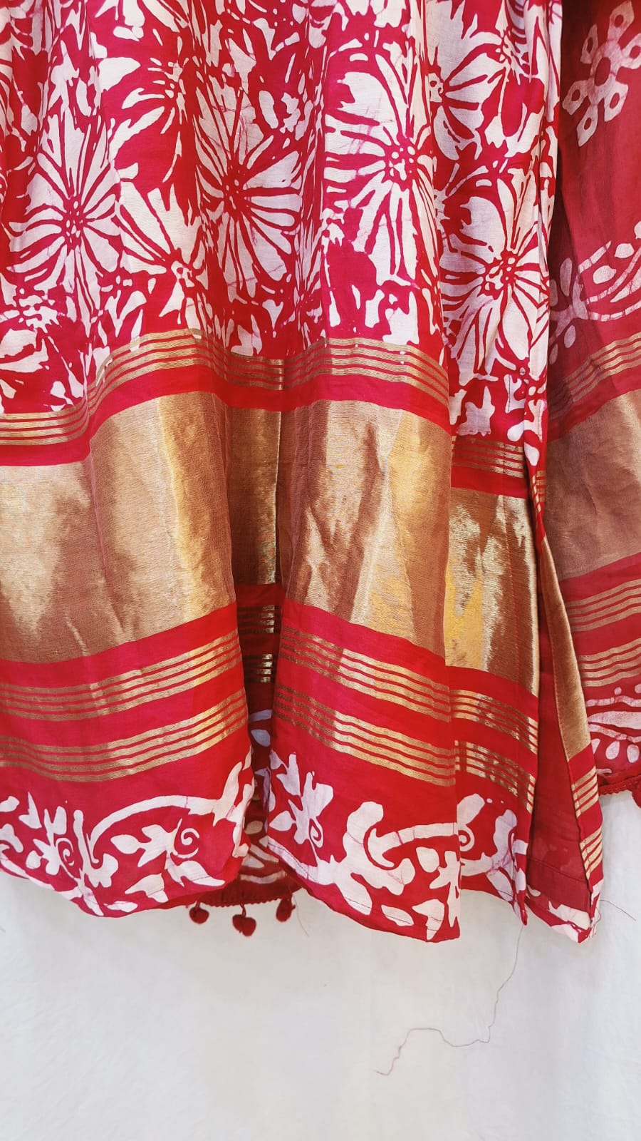 RED PRINTED SUIT PANT WITH DUPPTTA SET