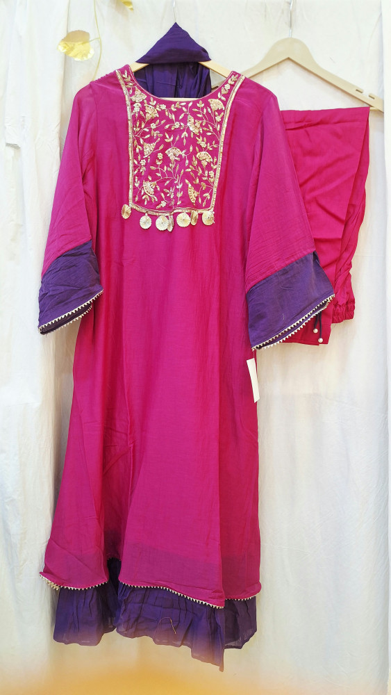 Image of RANI PURPLE MULCHANDERI SUIT SET