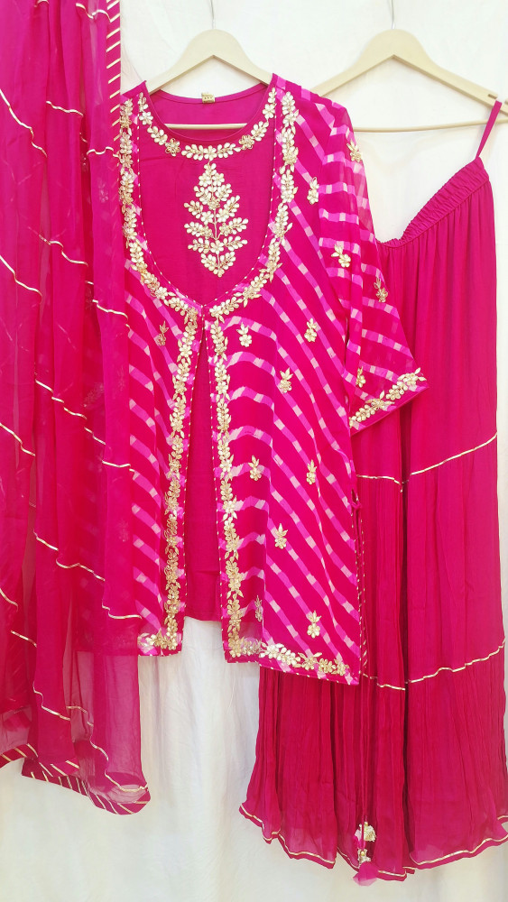 Image of RANI LEHRIYA HANDWORK SUIT SET