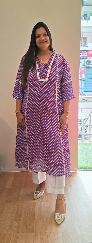 Image of BLUE PINK LEHRIYA CHINON KURTI WITH WHITE PANT SET