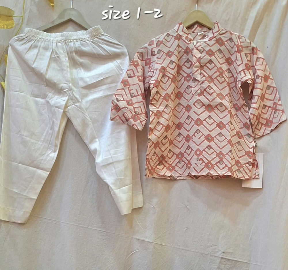 Image of PRINTED COTTON KURTA PAJMA SET