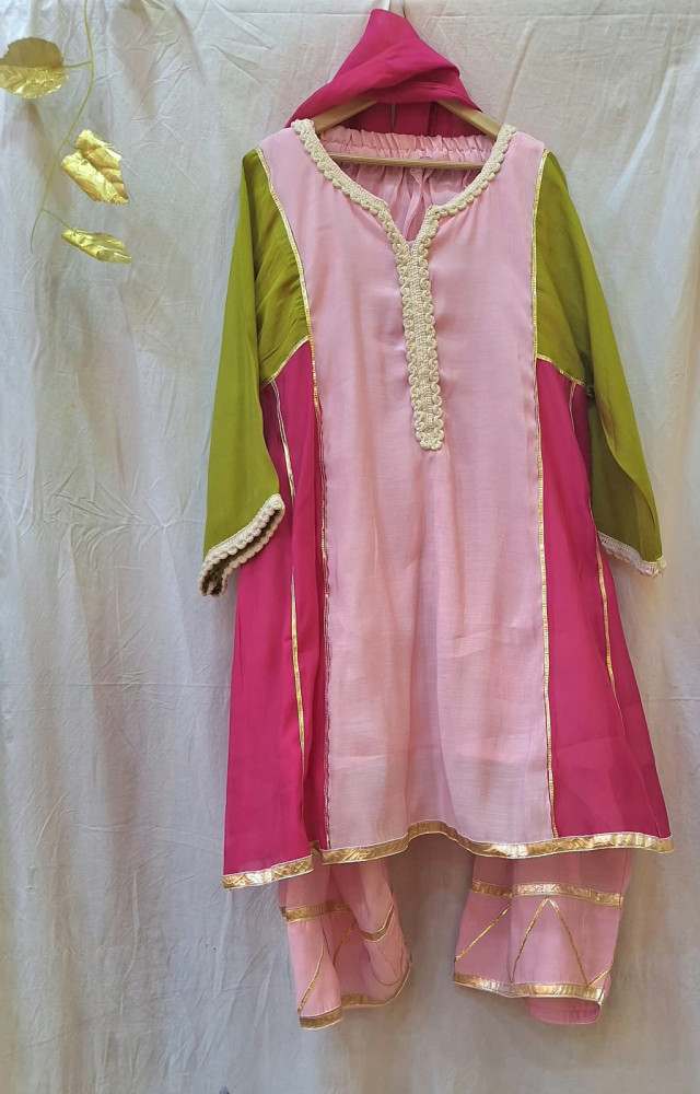 Image of MULTI MULCHANDERI TOP WITH PHARSHI PANT AND DUPPTTA SET