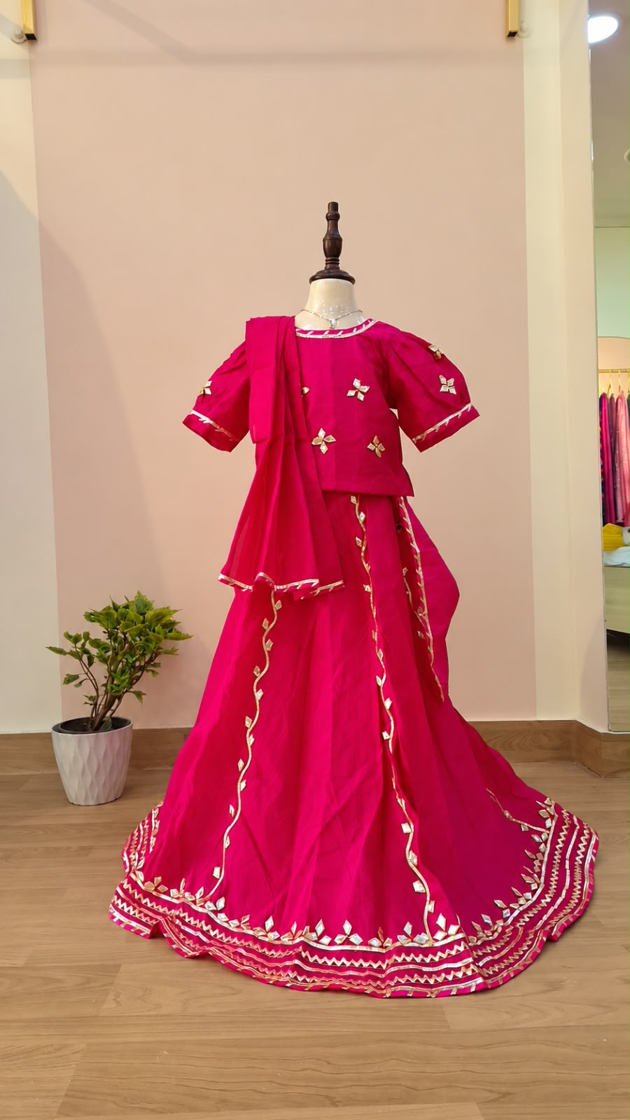 RANI CHANDERI KACCHAGOTA TOP SKIRT WITH DUPPTTA SET