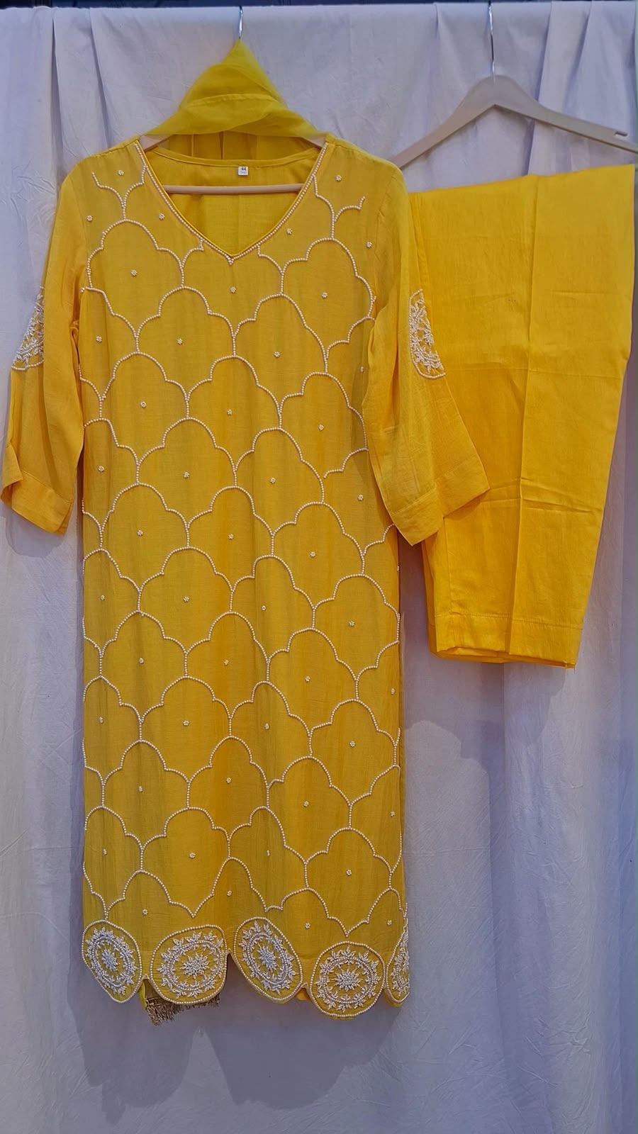 YELLOW MULCHANDERI SUIT WITH PANT DUPPTTA SET