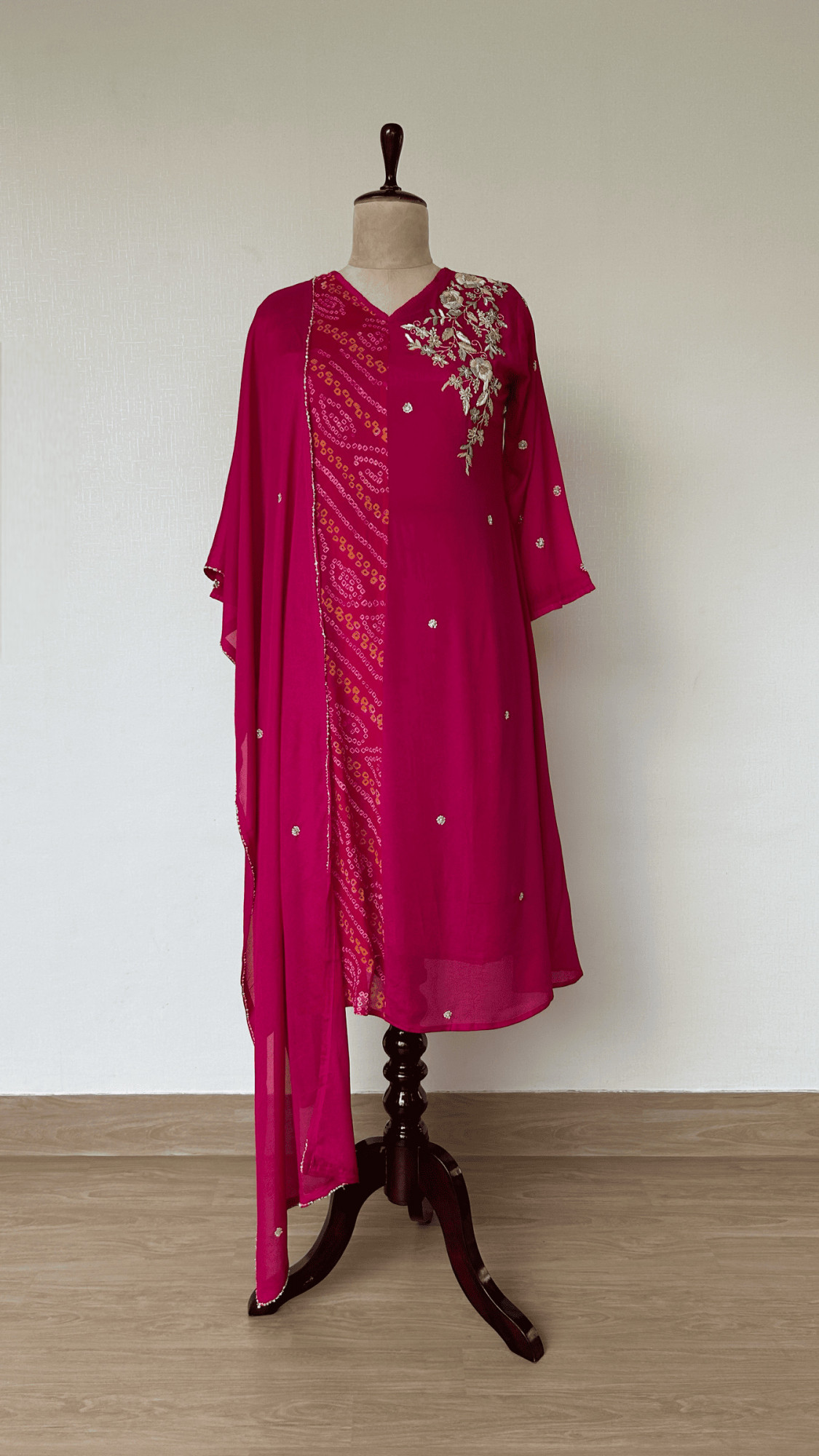 Magenta Bandhani and Embroidered Chinon Suit Set
