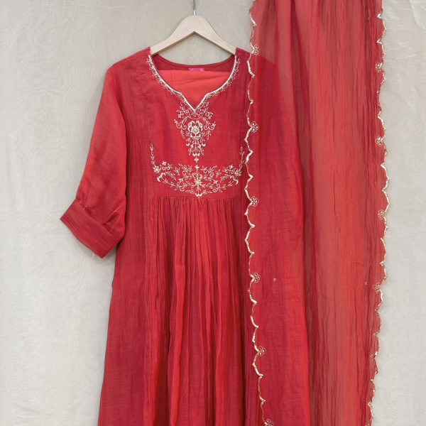 Light Red MulChanderi Hand Embroidered Kurta Set