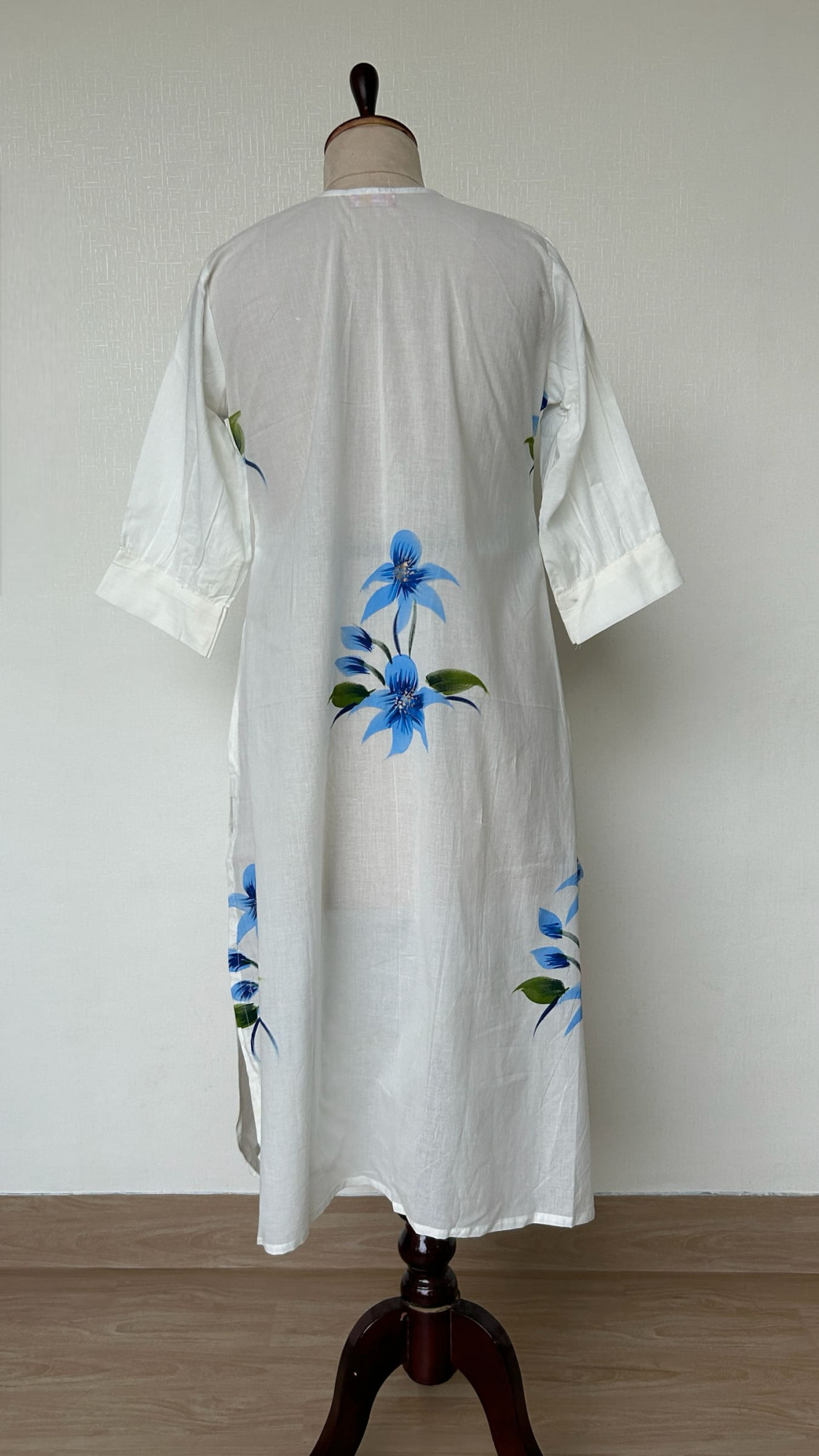 White Cotton Hand-Painted Suit Set