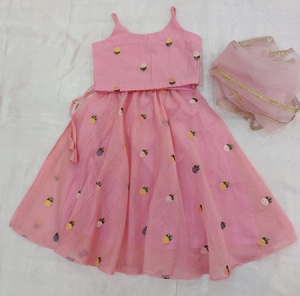 PINK MULPRINT  TOP SKIRT AND DUPPTTA  KIDS SET