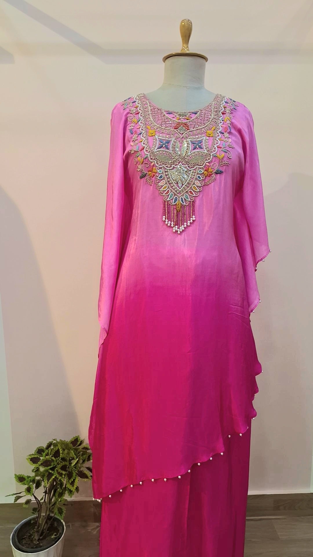 SHADED KAFTAN WITH CROP INNER AND PANTS SET