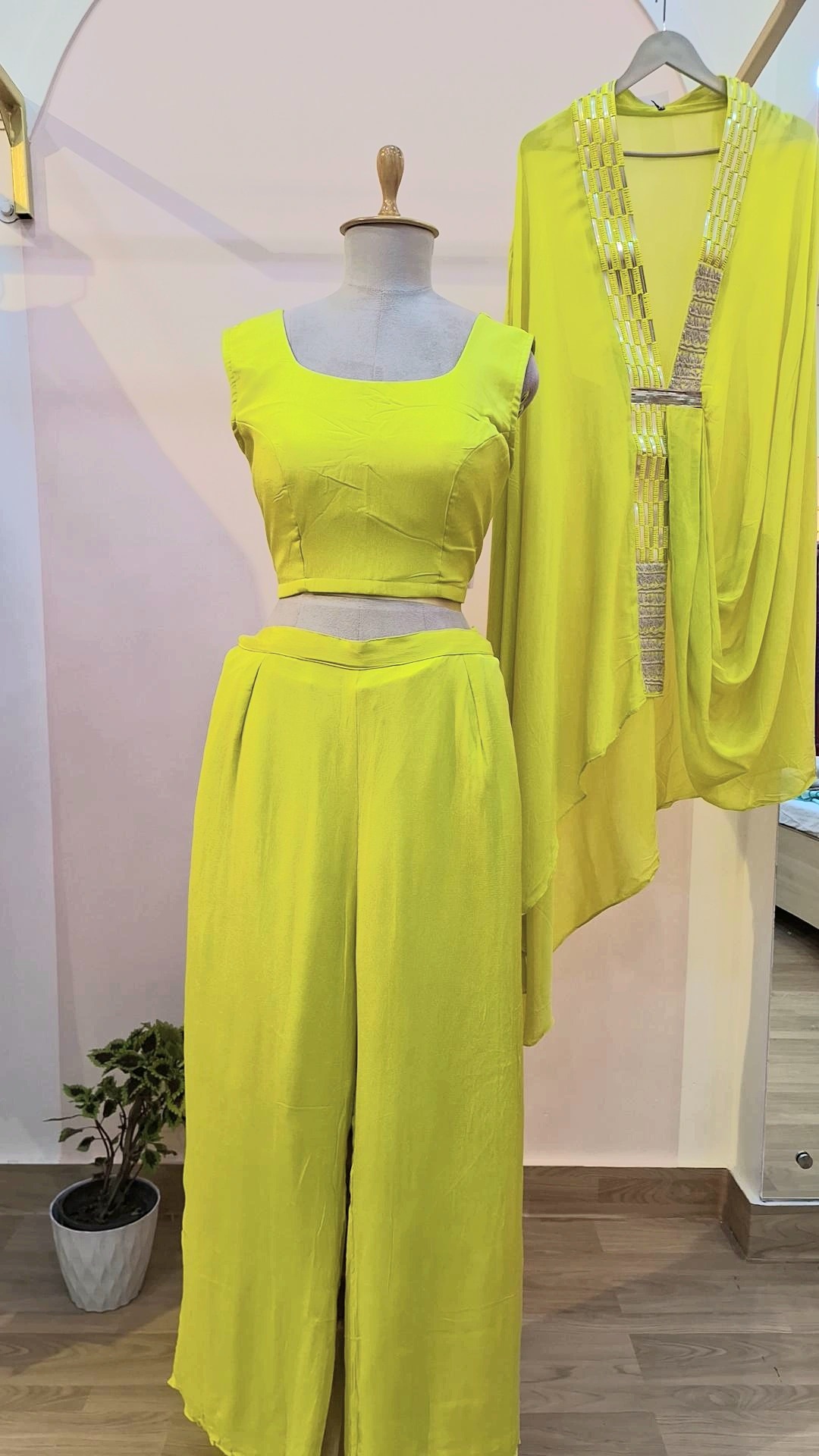 LIRIL GREEN CROP TOP WITH PANT WITH CAPE SET