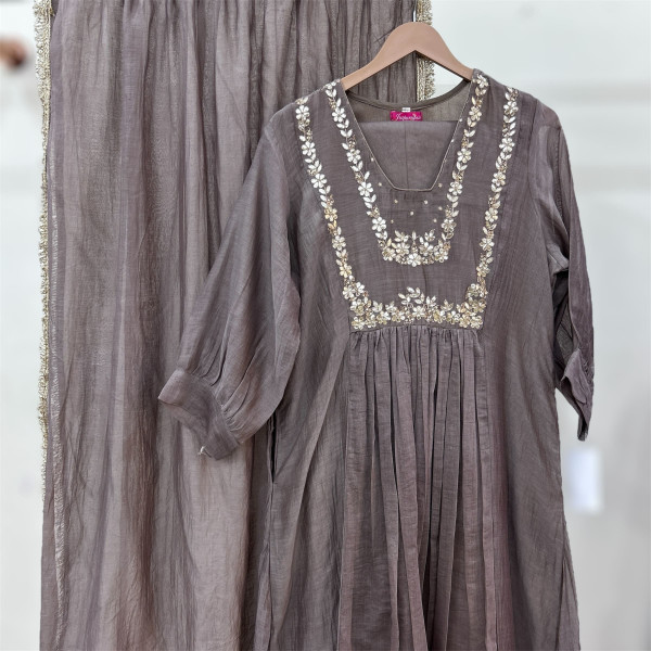 Grey Mul Chanderi Gotapatti Suit Set