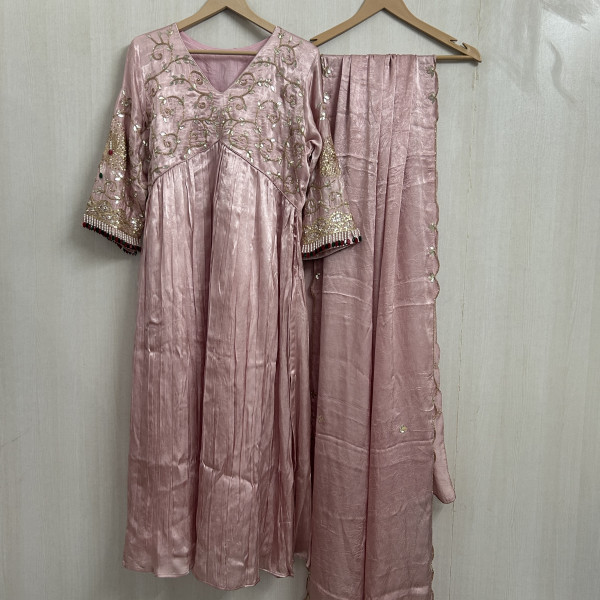Pink Alia-Cut Mix Work Suit With Pearl Hangings