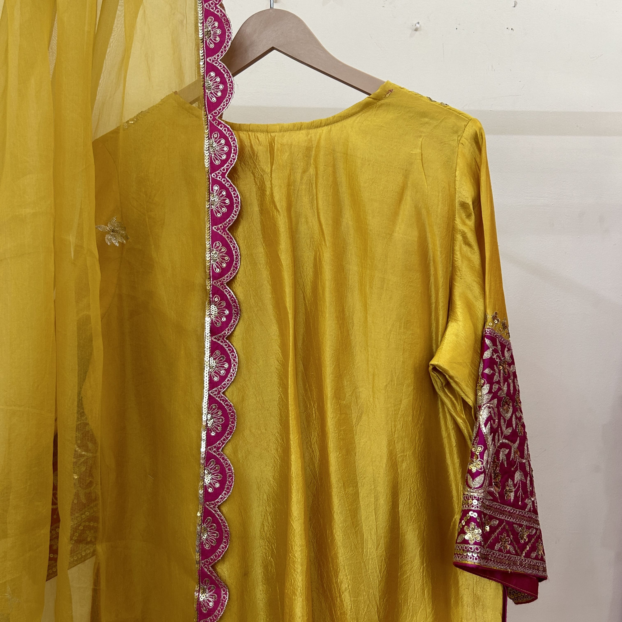 Yellow Magenta Vintage Aari Taari Work Suit