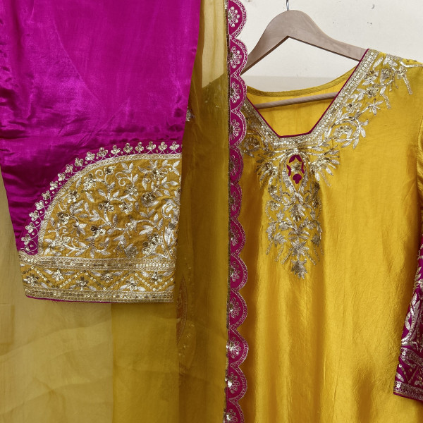 Yellow Magenta Vintage Aari Taari Work Suit