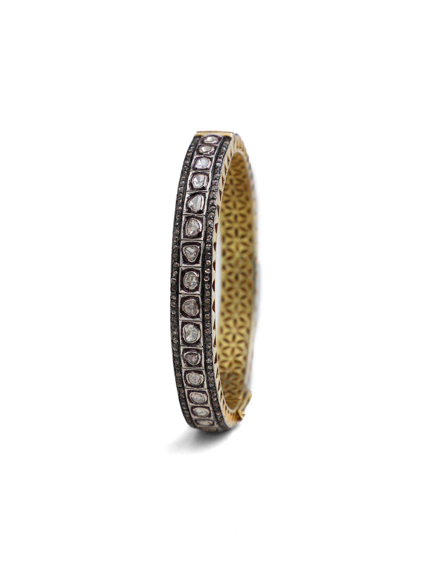 Victorian Diamond kriti Bangle