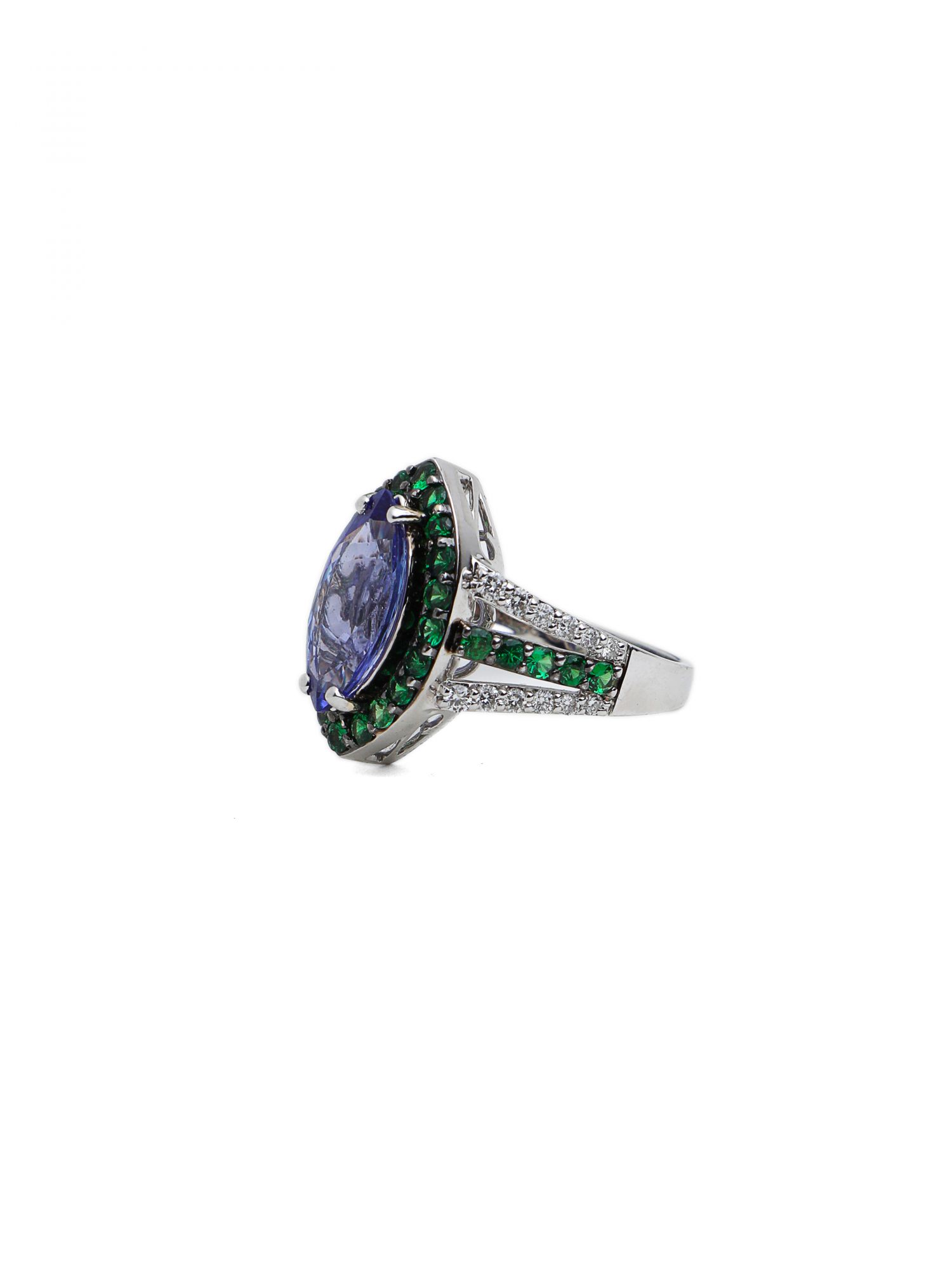 Diamond Tanzanite Parisa Ring