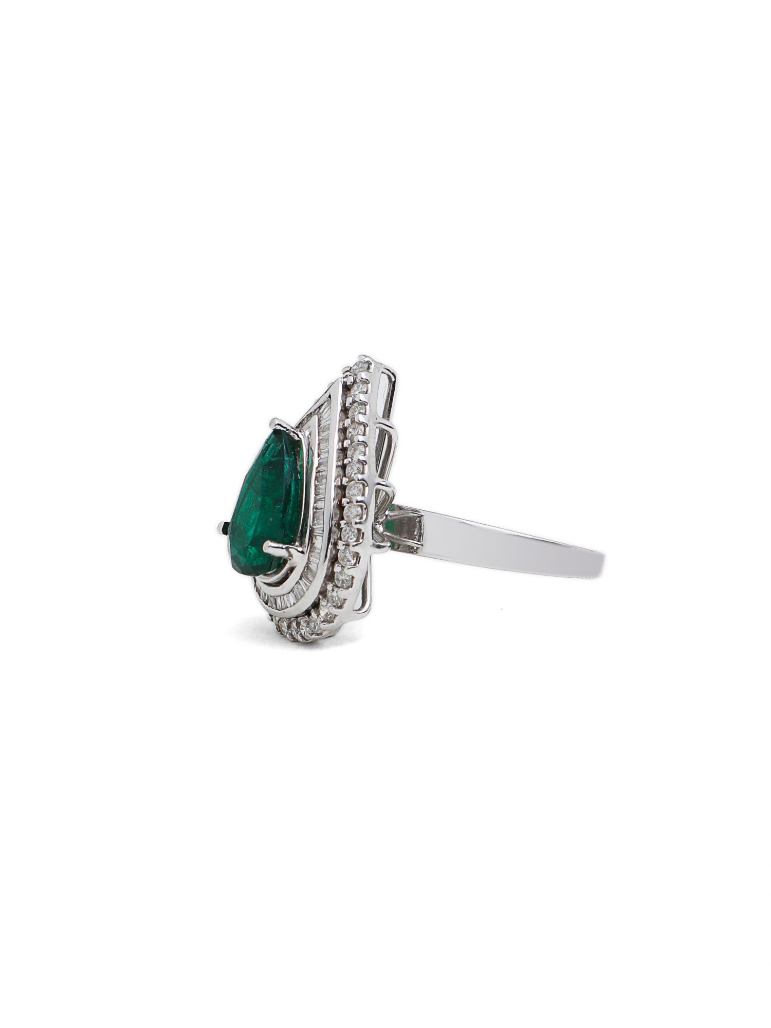 Zaara Diamond Emerald Ring