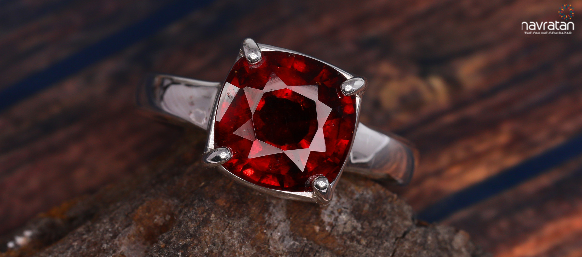 Natural Hessonite-Gomed gemstone ring