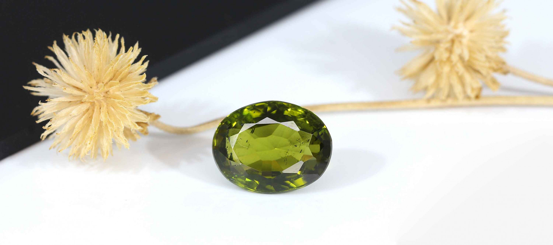 Astrological Benefits Of Peridot Stone