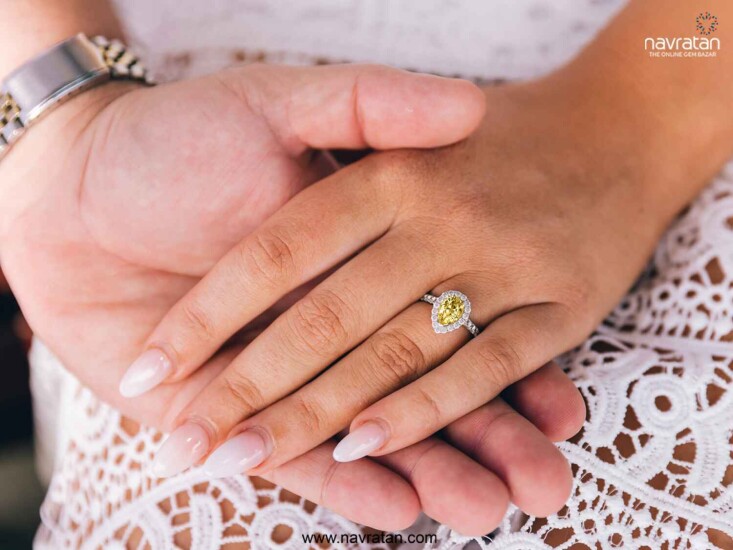  yellow sapphire stone jewelary 