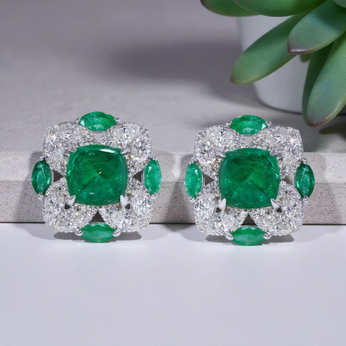 Emerald Earring
