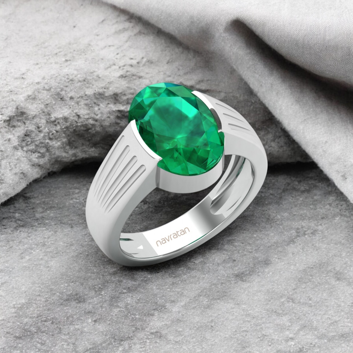Emerald Stone Ring