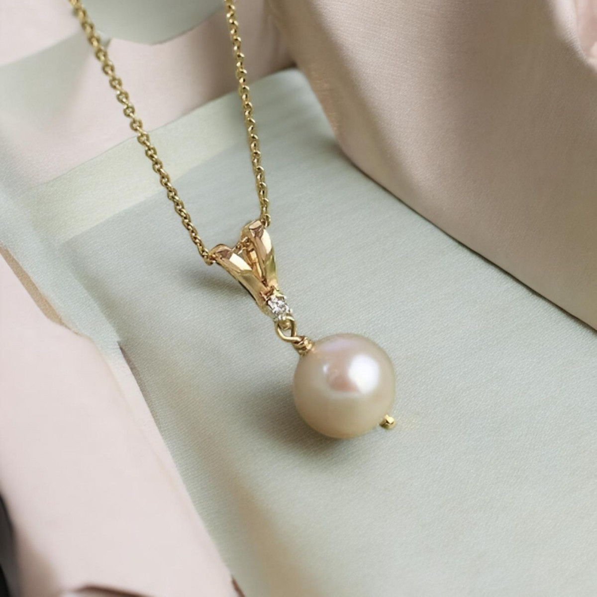 Pearl Pendant