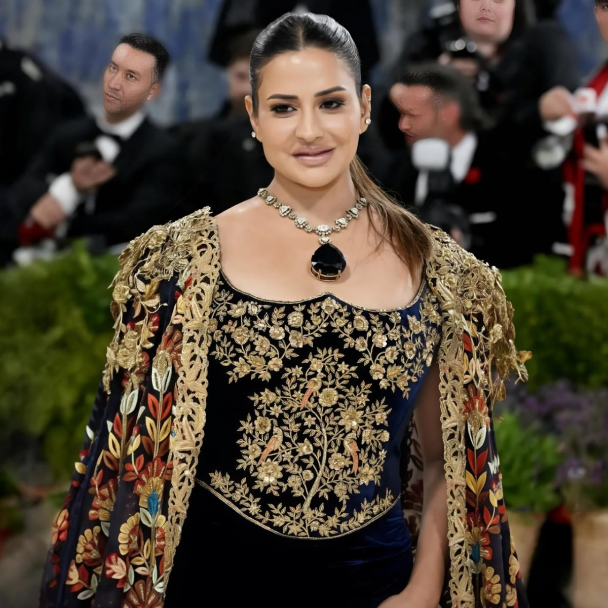 Suddha Reddy Tanzanite Necklace