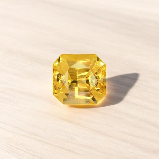 Yellow Sapphire Stone