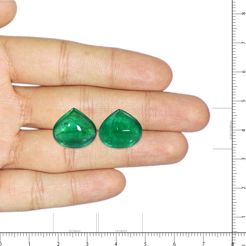 Emerald Cabochon - 21.00 Carat