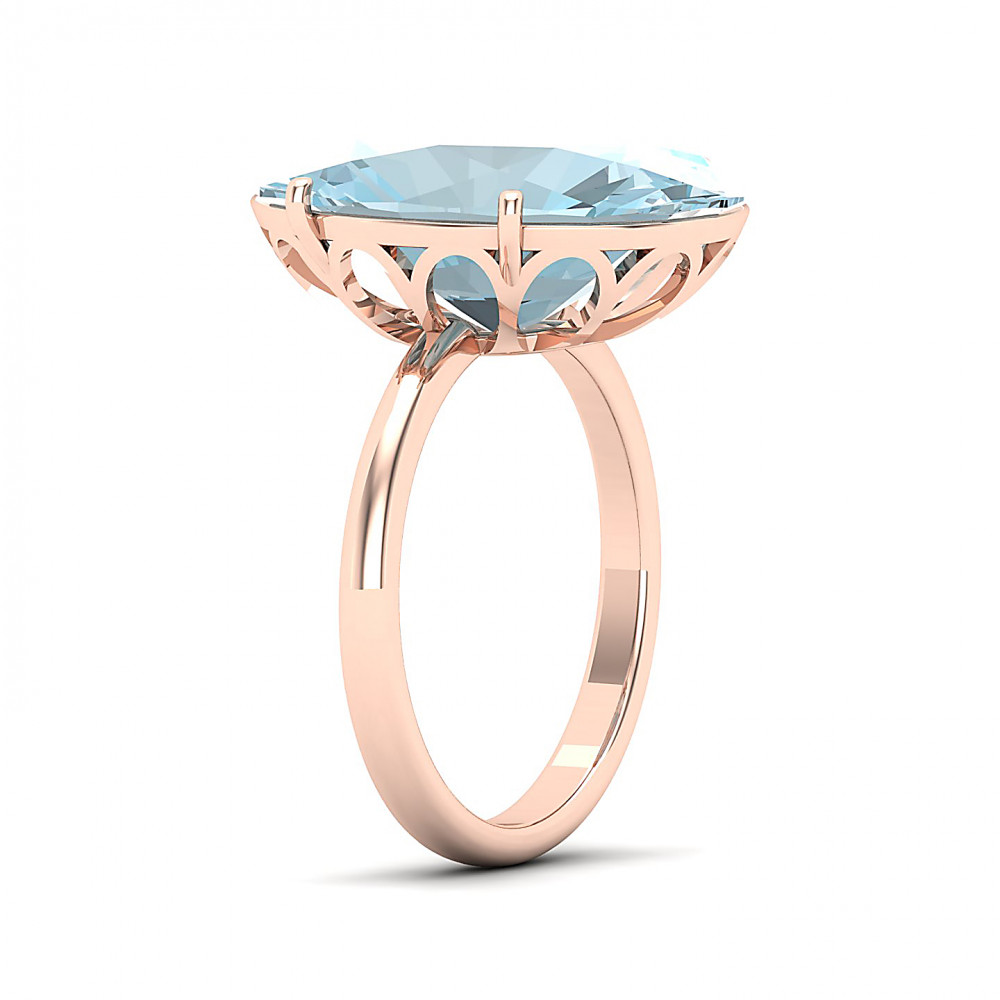 The Minimalistic Aquamarine Gold Ring