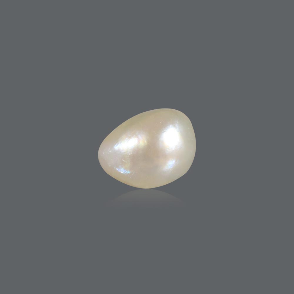 Basra Pearl - 4.36 Carat