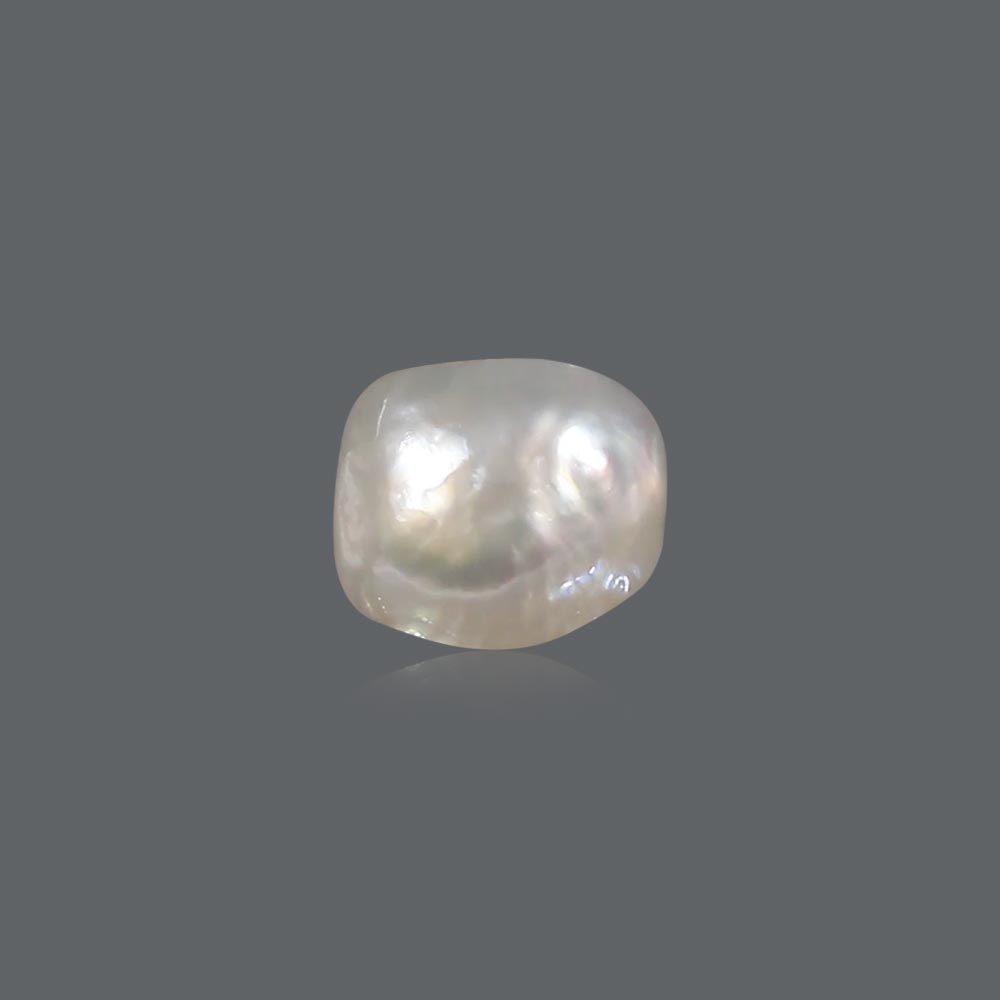 Basra Pearl - 4.74 Carat