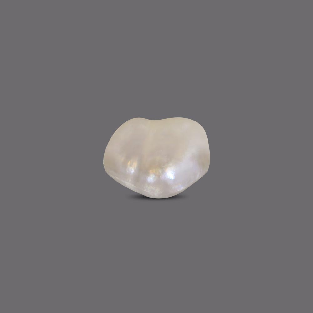 Basra Pearl - 3.21 Carat