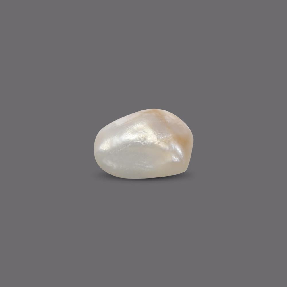 Basra Pearl - 3.92 Carat