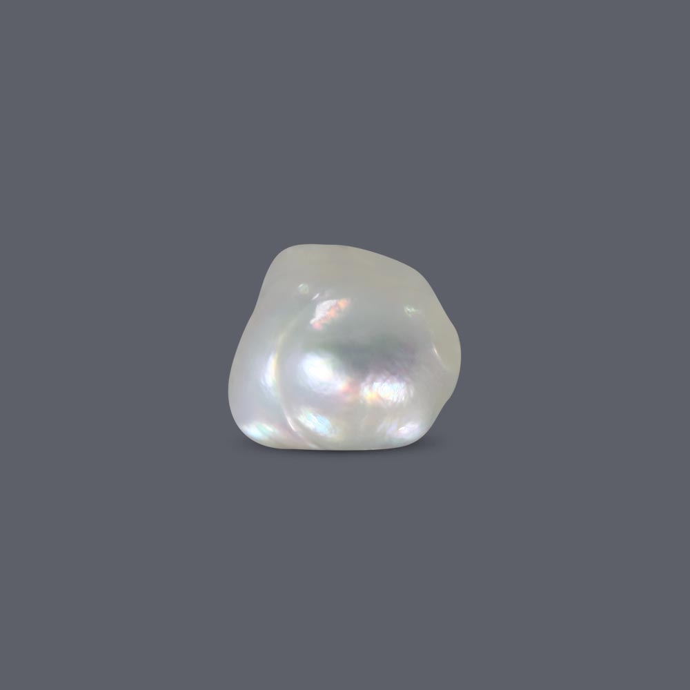 Basra Pearl - 3.99 Carat