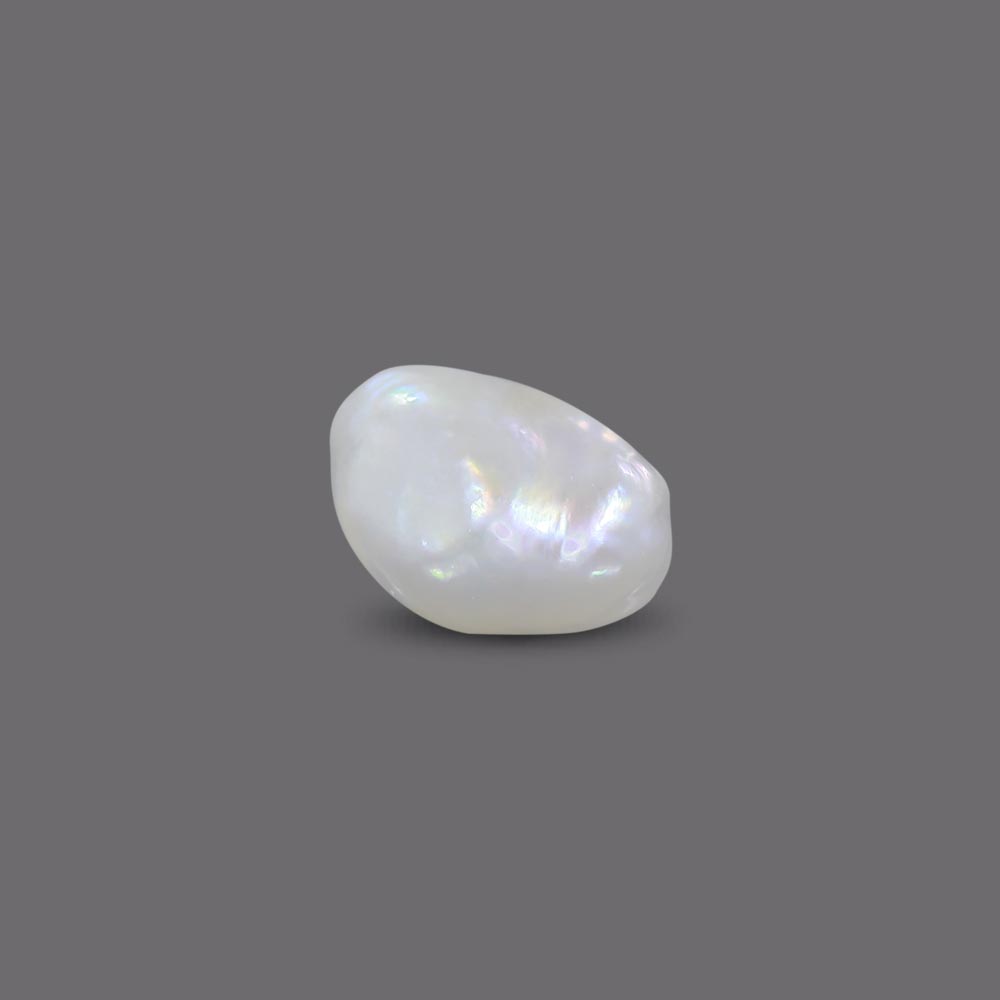 Basra Pearl - 5.57 Carat