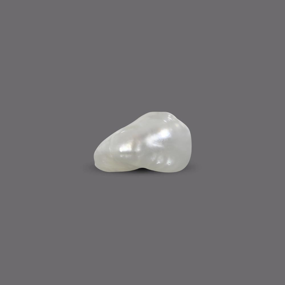 Basra Pearl - 7.8 Carat