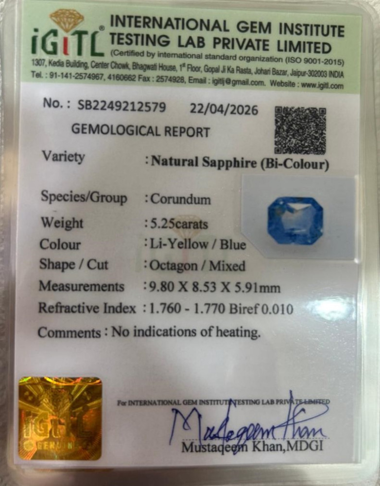 Bi-Colour Sapphire(Pitambari) - 5.25 Carat