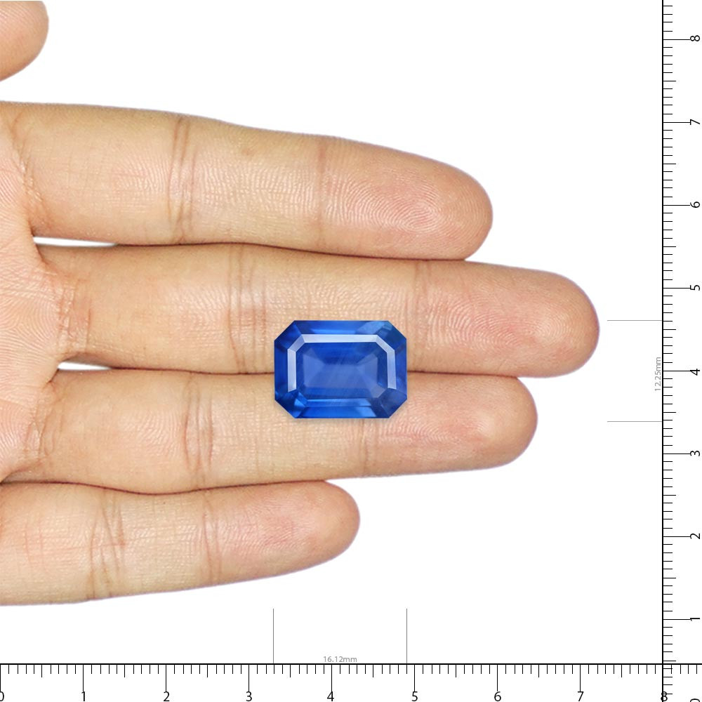 Blue Sapphire - 20.99 Carat