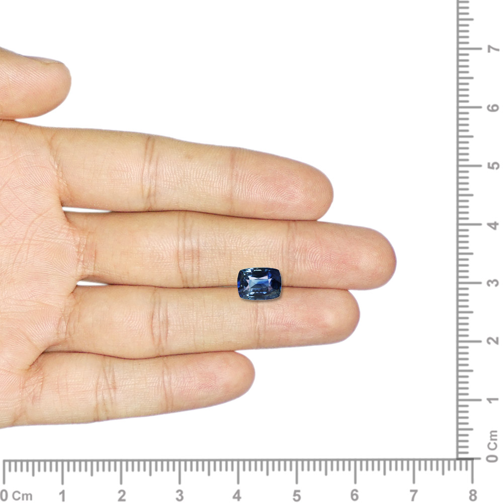 Blue Sapphire - 2.56 Carat
