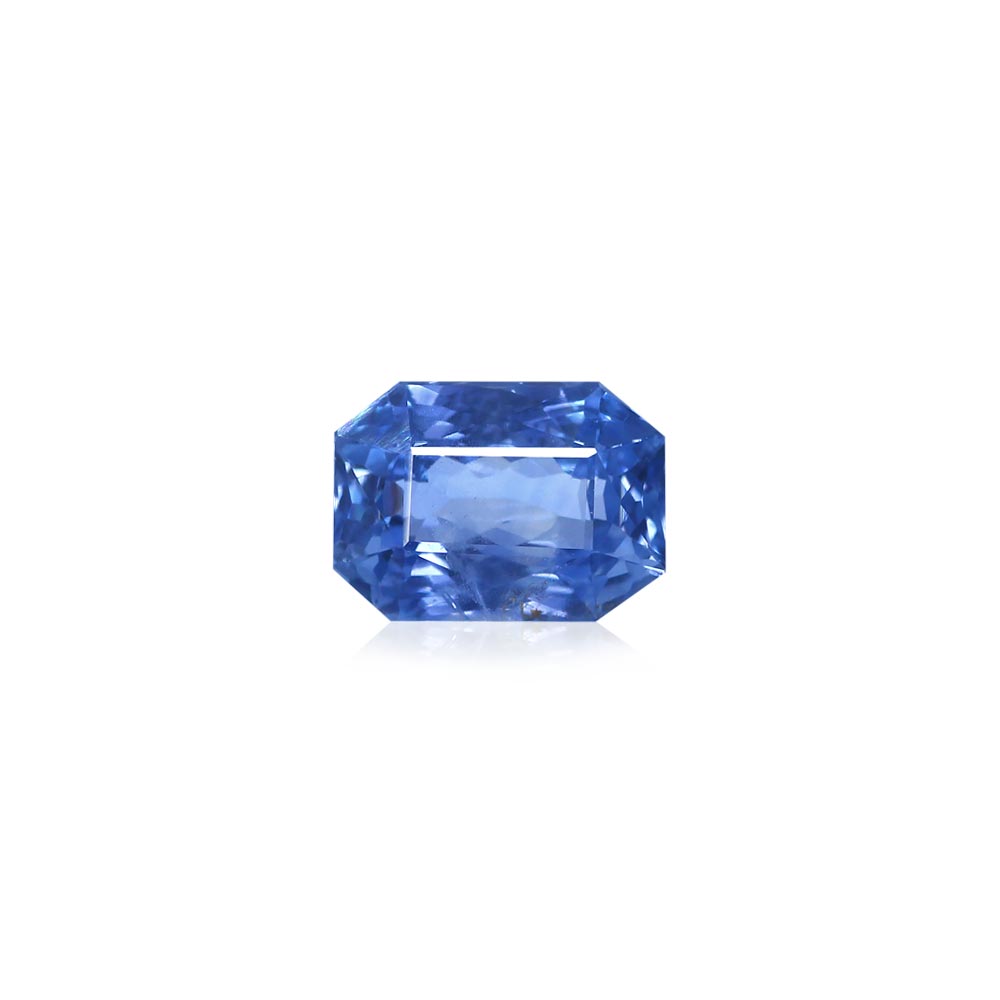 Blue Sapphire - 3.23 Carat