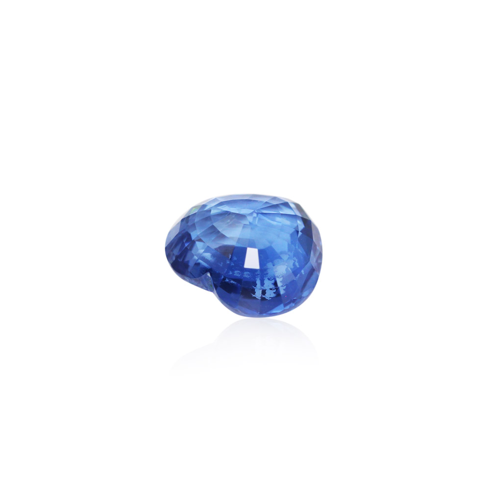 Blue Sapphire - 3.69 Carat