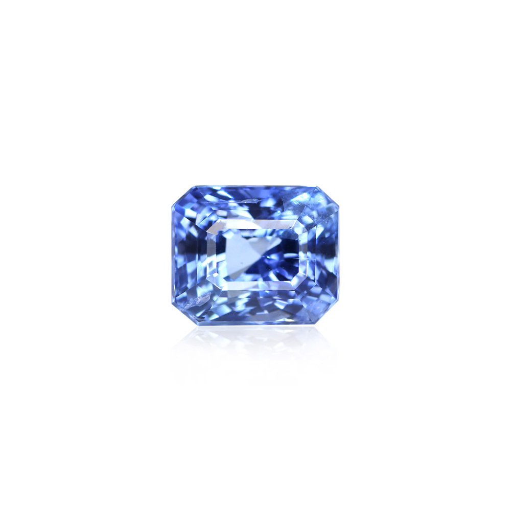Blue Sapphire - 3.81 Carat