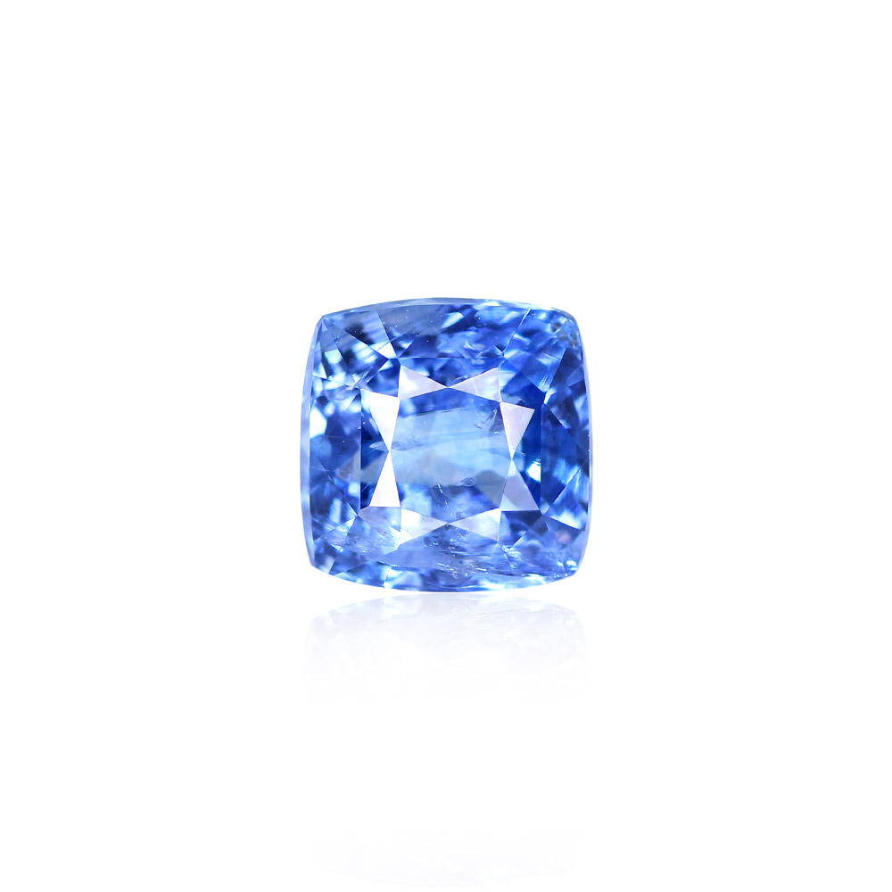 Blue Sapphire - 3.84 Carat