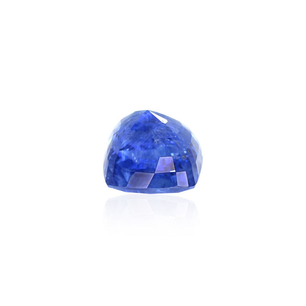 Blue Sapphire - 3.84 Carat